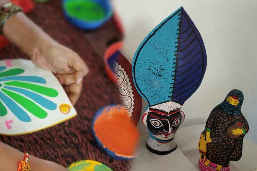 Look into Bengal&rsquo;s Babu culture through babu dolls
