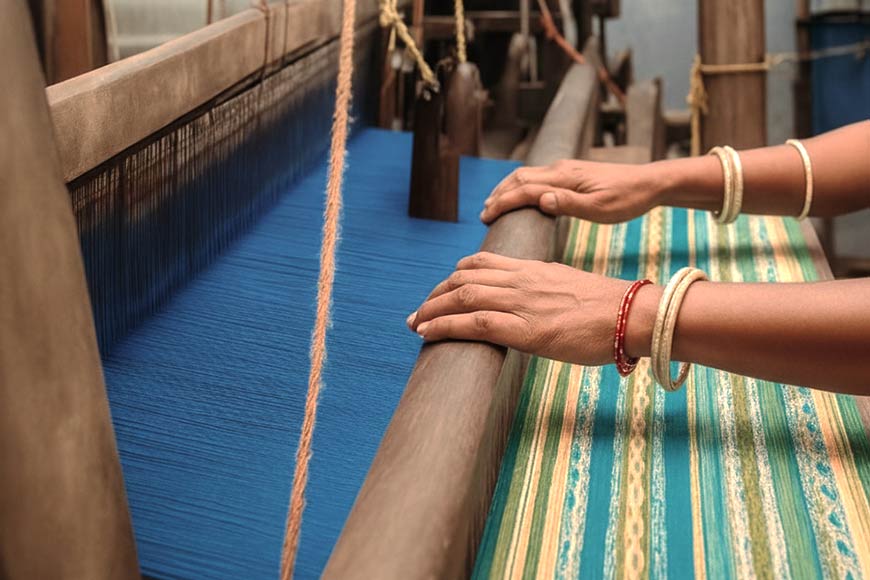 Khesh Weaving – An Enduring Eco-Conscious Art from Bengal - GetBengal Story