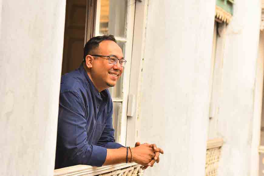 Kolkata comes alive through photographs of old buildings!
