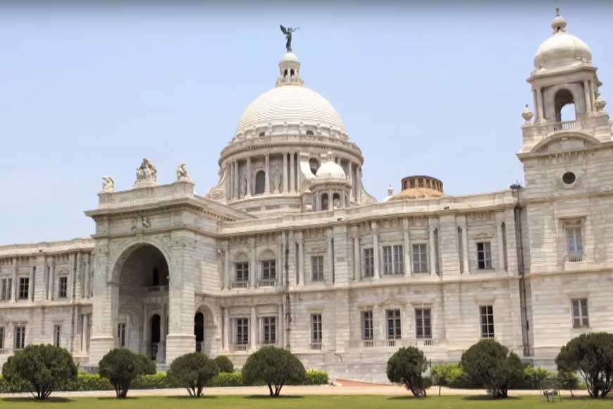 Victoria Memorial shows up cracks! Need immediate attention!
