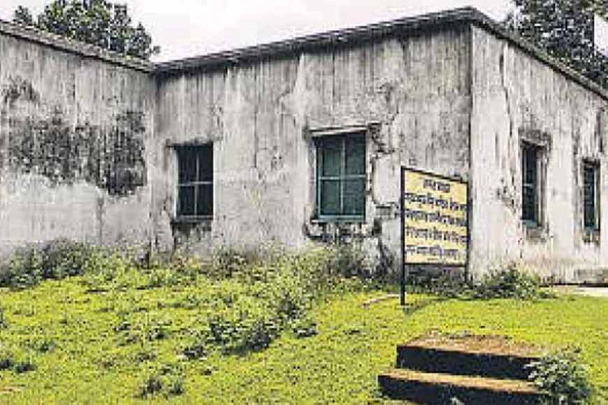 Bengali-Bihari association of Karmatar preserves Vidyasagar&rsquo;s house and turns it into a museum
