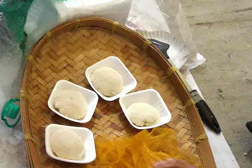 Lost pithe recipes cook up a storm at Aahare Bangla
