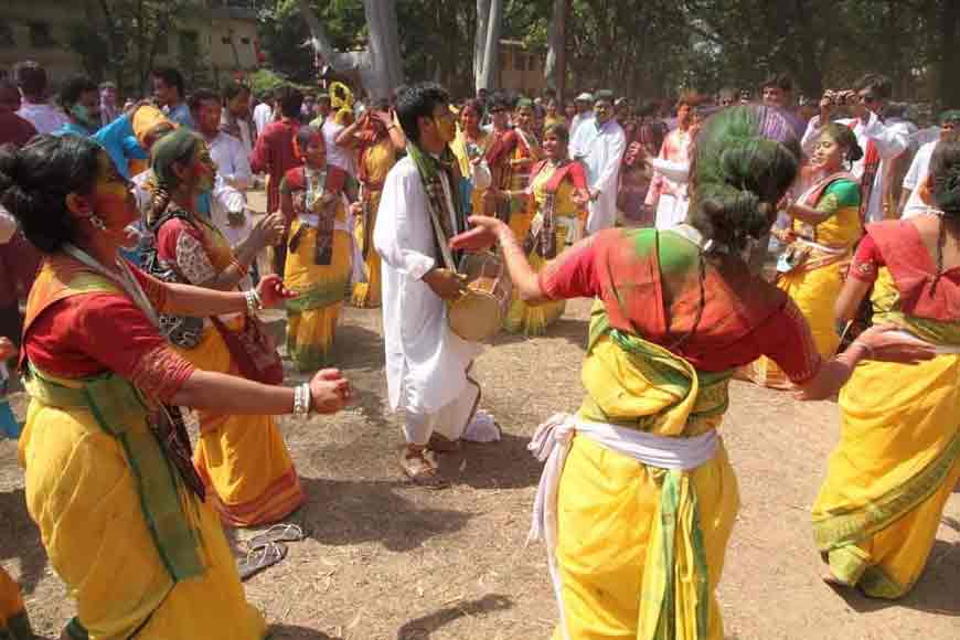 Basanta Utsav of Santiniketan was started by Tagore&rsquo;s &lsquo;Shomi&rsquo;