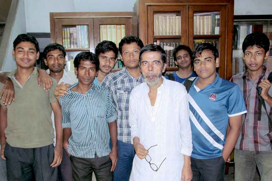 Kundu Sir, the ex-Naxalite and demi-god of Basirhat
