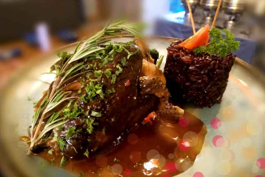 Success of &lsquo;Black&rsquo; meals at Kolkata&rsquo;s Ekdalia Road
