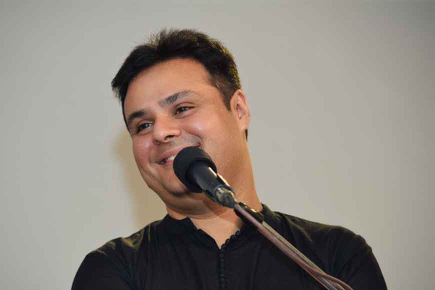 Actor Sujoy Prasad Chatterjee lends his soulful voice to Tagore&rsquo;s songs
